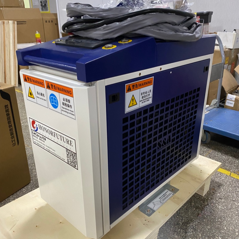 Industrial Laser Cleaning - 1500W Laserreinigungsmaschine 2kW 3kW Wassergekühlter Faserlaser-Reiniger